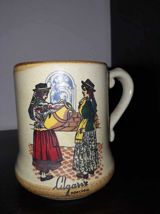 Canecas Vintage em cerâmica
