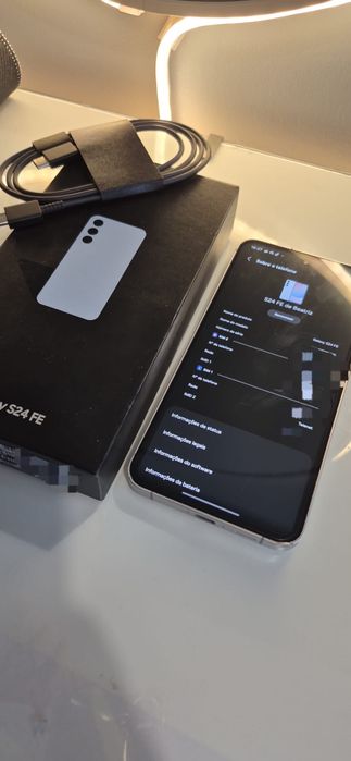 Samsung Galaxy 24 FE 128 GB - com cabo e caixa originais