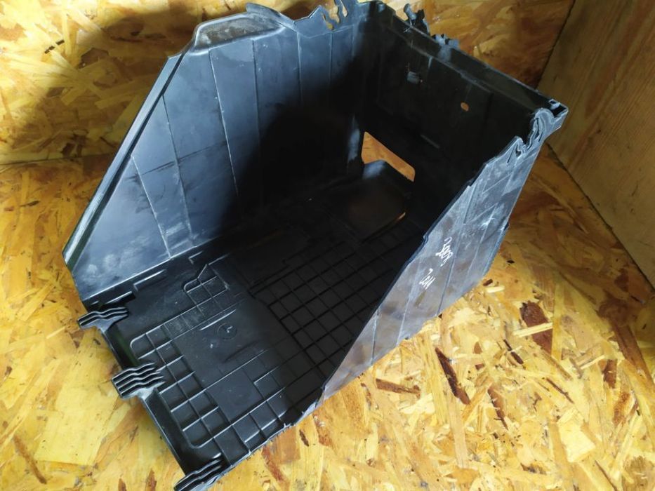 BASE / CAIXA DA BATERIA PEUGEOT 308 3008 9663615580