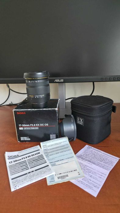Sigma 17-50mmm f2.8 EX DC OS