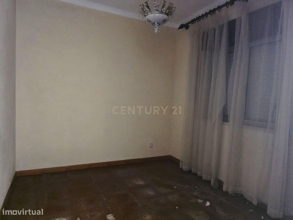 Moradia T3 em Casal de Cambra (concelho de Sintra)