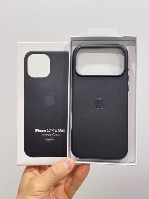 Кожаный чехол Leather Case iPhone 17 Pro Max (Black) MagSafe