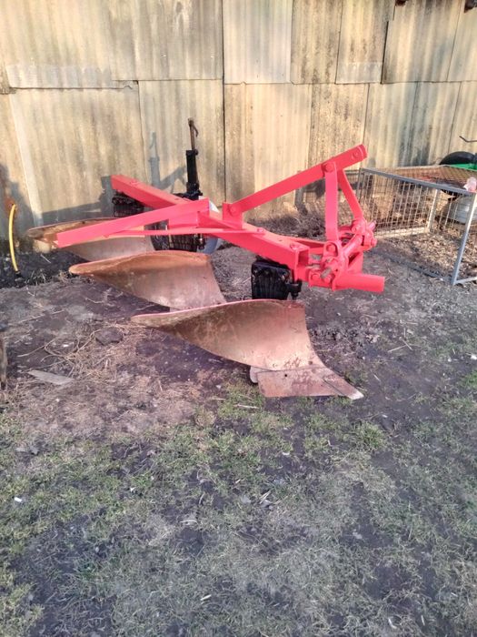 Продам плуг 3.35