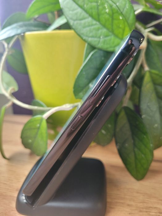 Samsung S23 8/128 gb