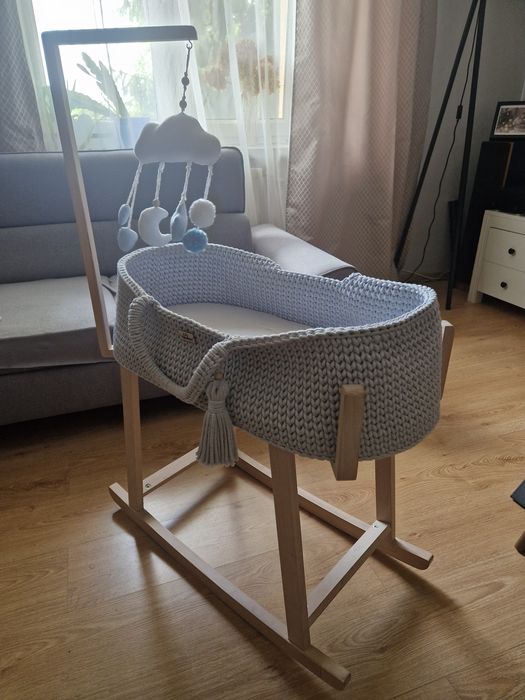 Kosz mojżesza Lil Things kołyska Bujak z karuzela
