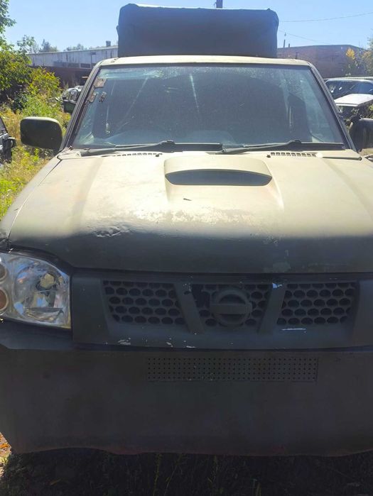 Nissan Navara D22 2.5 дизель 4х4 пікап