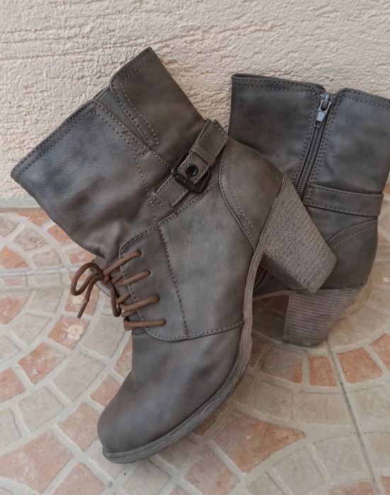 Botas Tornozelo .