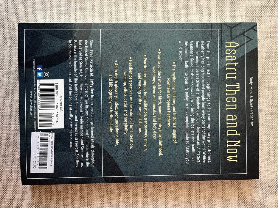 Livro Asatru - Practical heathen's guide
