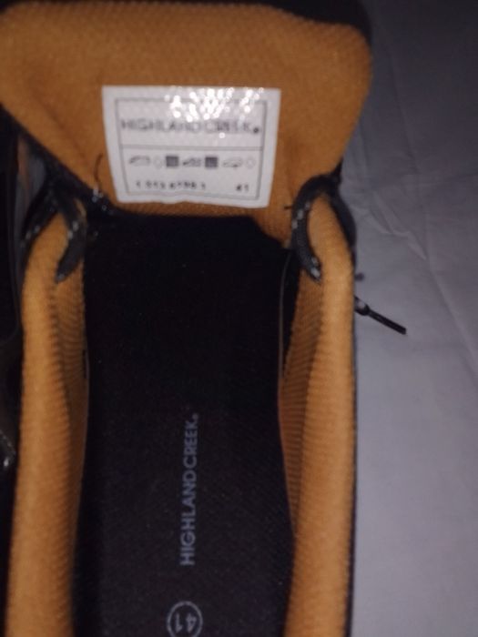 Кроссовки мужские  новые 41 размер