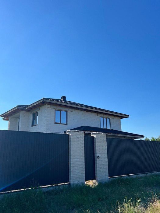 Новый коттедж в Счастливом (7 км от Киева по автобану)