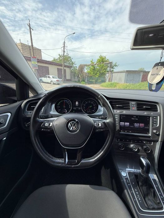 Volswagen E-Golf
