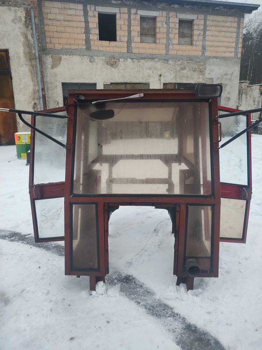 Kabina Massey Ferguson255