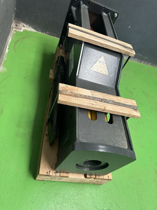 Martelo Hidraulico 550kg