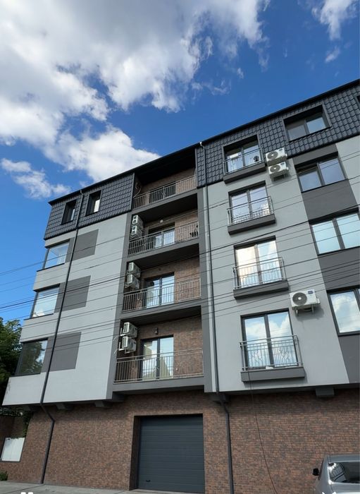 Продаж 2-х кімнатної квартири з ремонтом