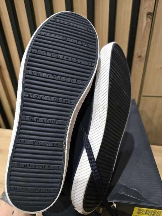 Trawki Tommy Hilfinger