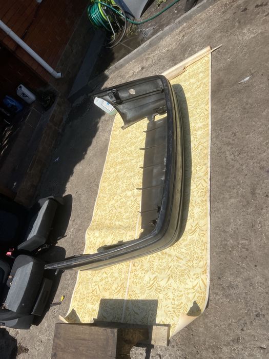 Задний бампер amulet фольксваген толедо toledo 1992 год