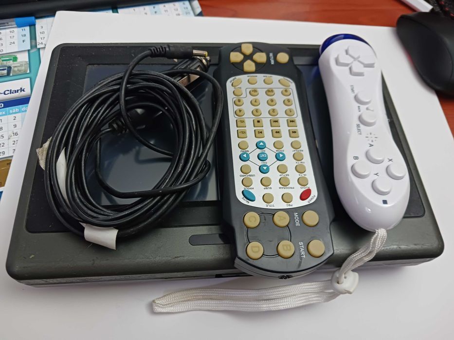 Leitor DVD 9 Polegadas (P/peças)