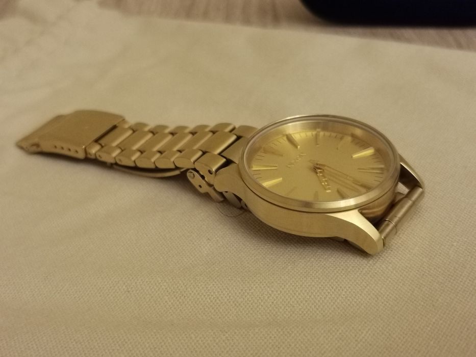 Nixon Sentry 38 SS - All Gold