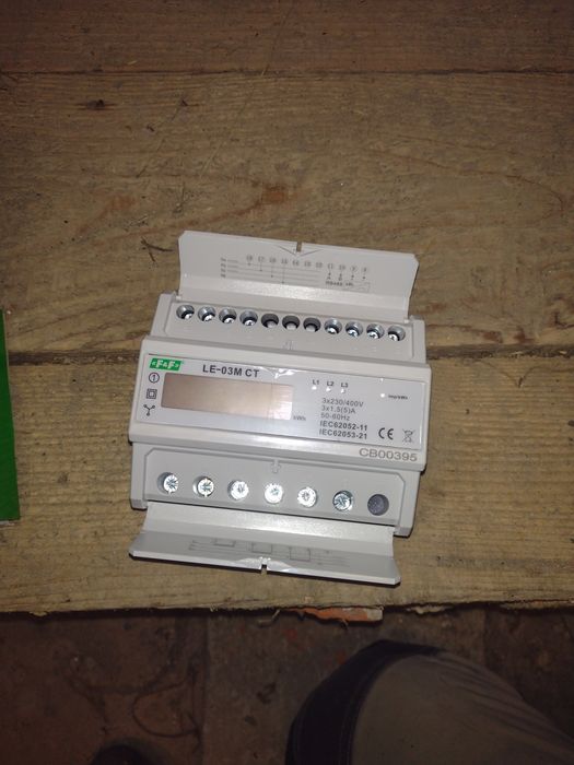 F&F Licznik energii elektrycznej LE-03D