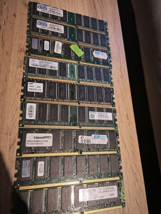 Moduły pamięci DDR1
