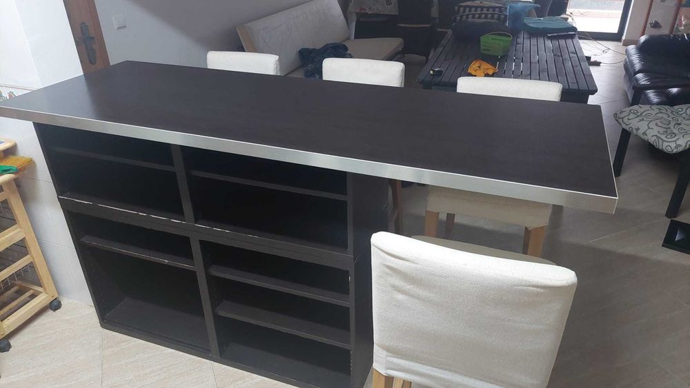 Conjunto Mesa + 4 cadeiras