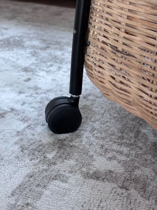Stolik, pomocnik, schowek Lubban Ikea