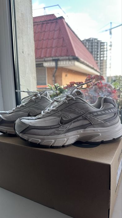 Кросівки жіночі Nike