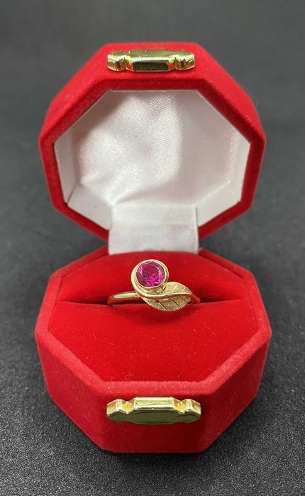 Złoty Pierścionek z różowym kamieniem 14ct 583, 2,70g, rozmiar: 16