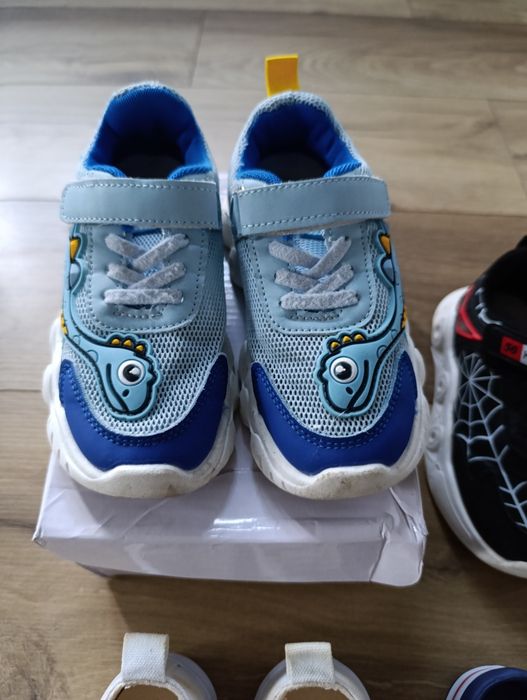 Sprzedam buty dziecięce