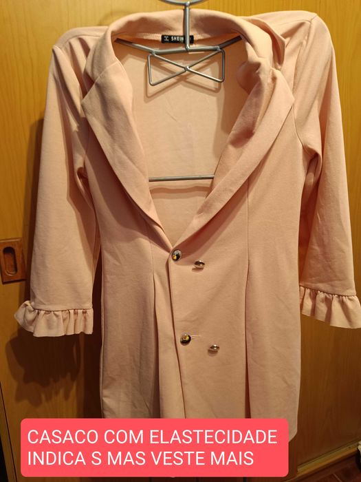Roupa de senhora cada peça 5 euros