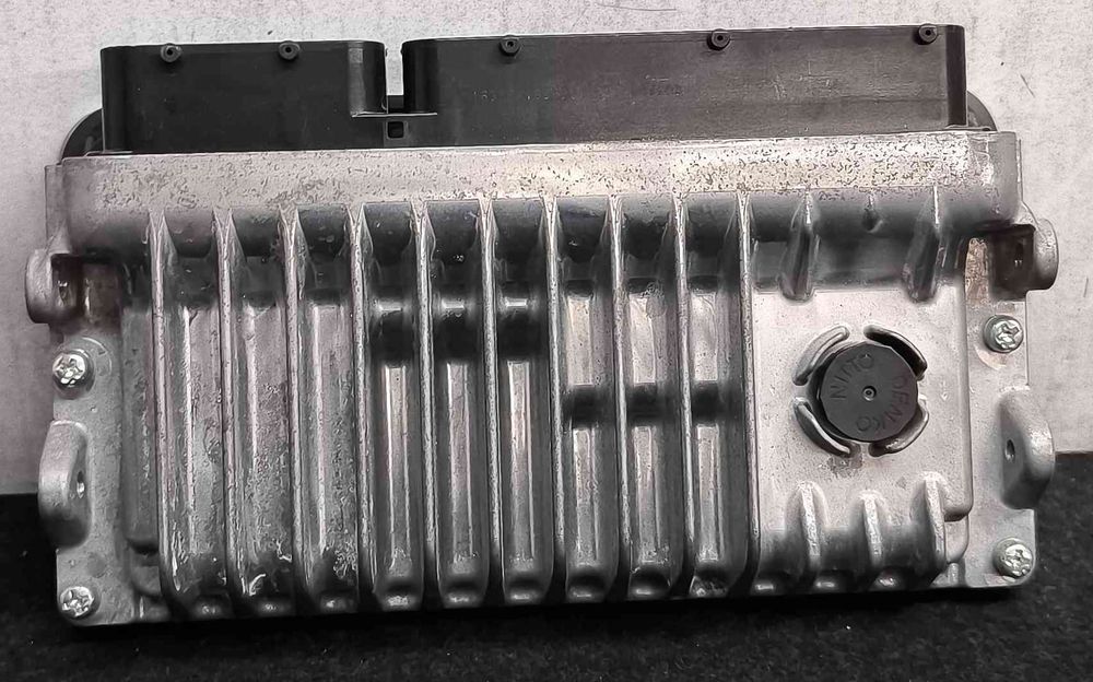 Centralina Motor / ECU 89661-0U710 - TOYOTA YARIS