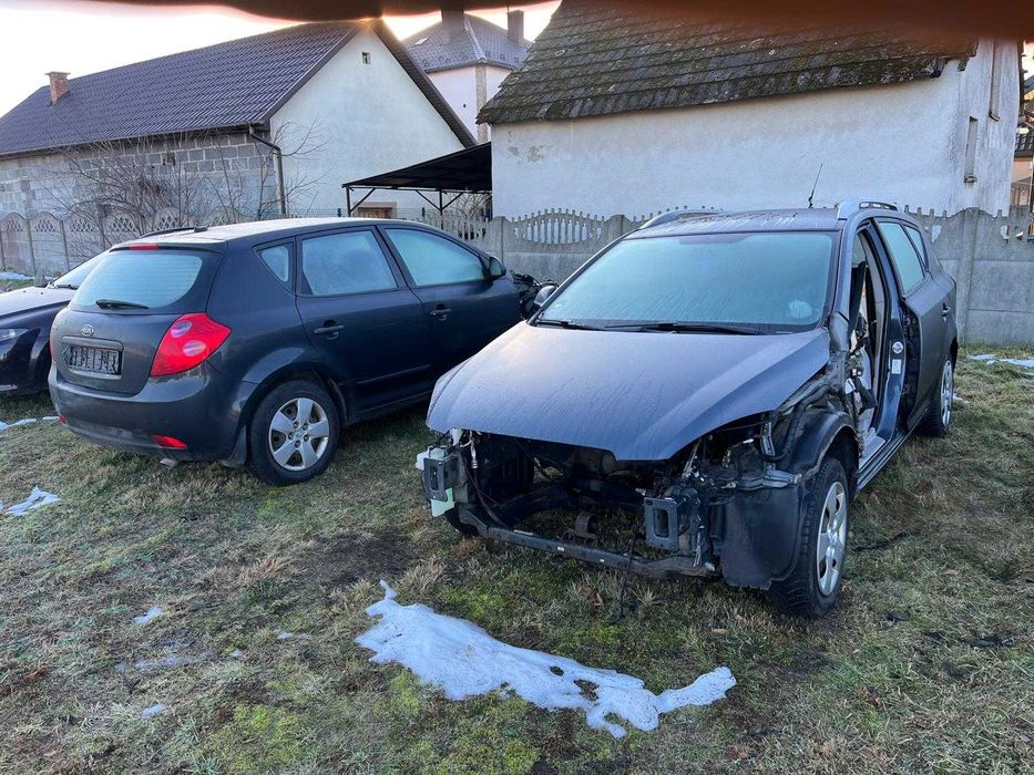 Części Kia Ceed 1.4, 1.6 Hatchback, kombi