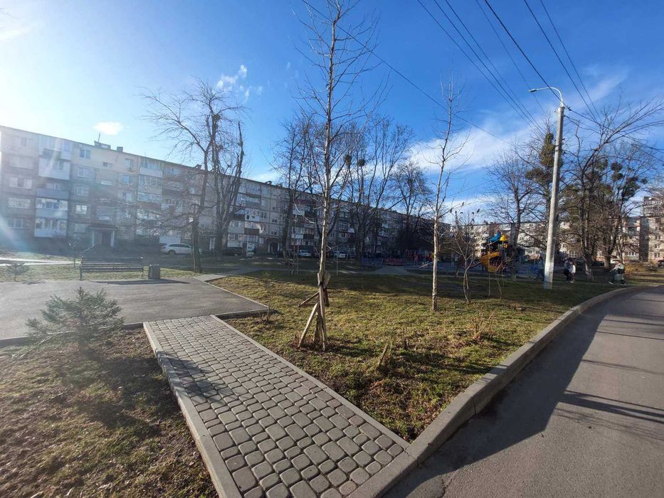 Продаж 2х кімнатної квартири на просп.Космонавтів