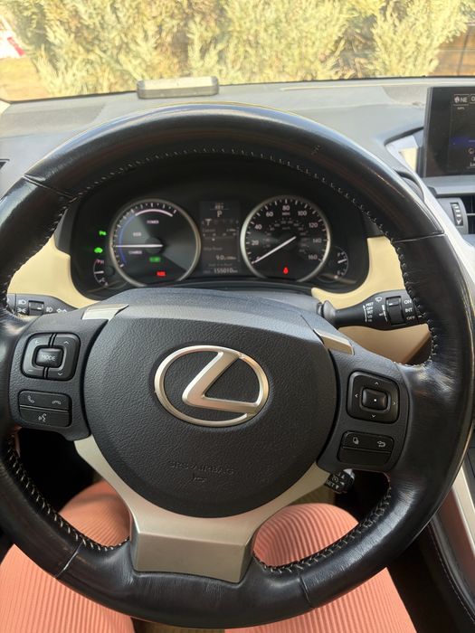 Lexus NX 300, hybrid