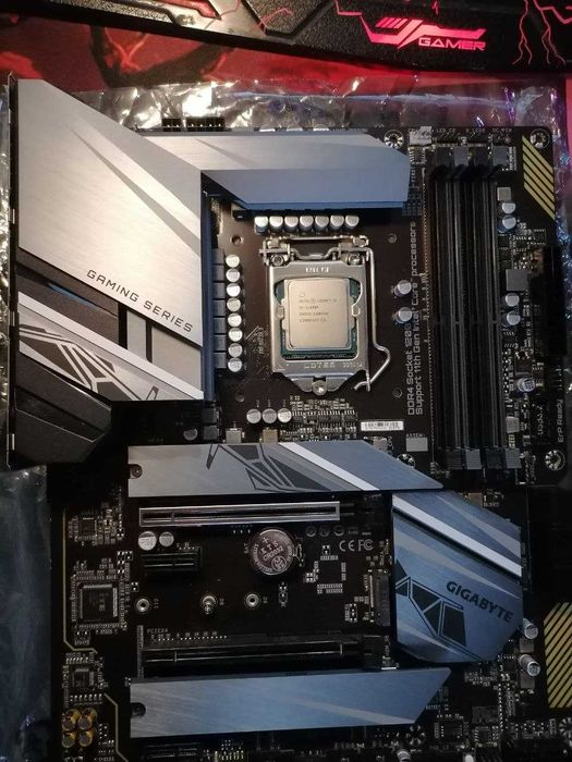 Процессор Intel i5-11400F/Материнская плата Gigabyte Z590 GAMING X