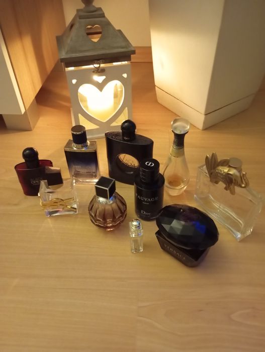 Puste flakony po perfumach