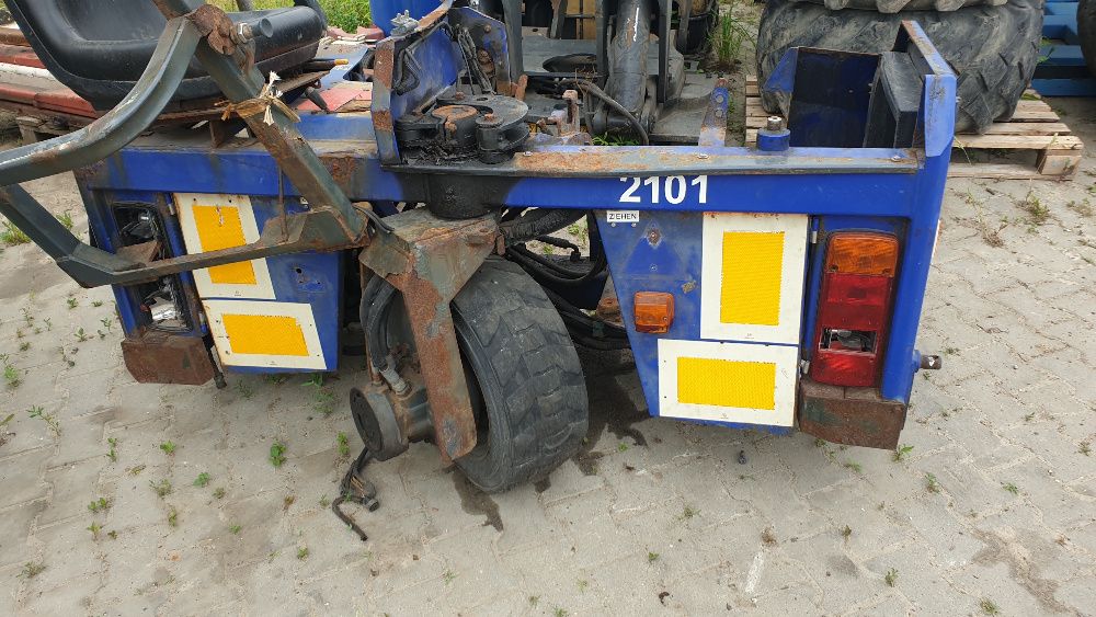 wózek paletowy MOFFETT podwieszany naczepowy 3x3 hydromotor silnik