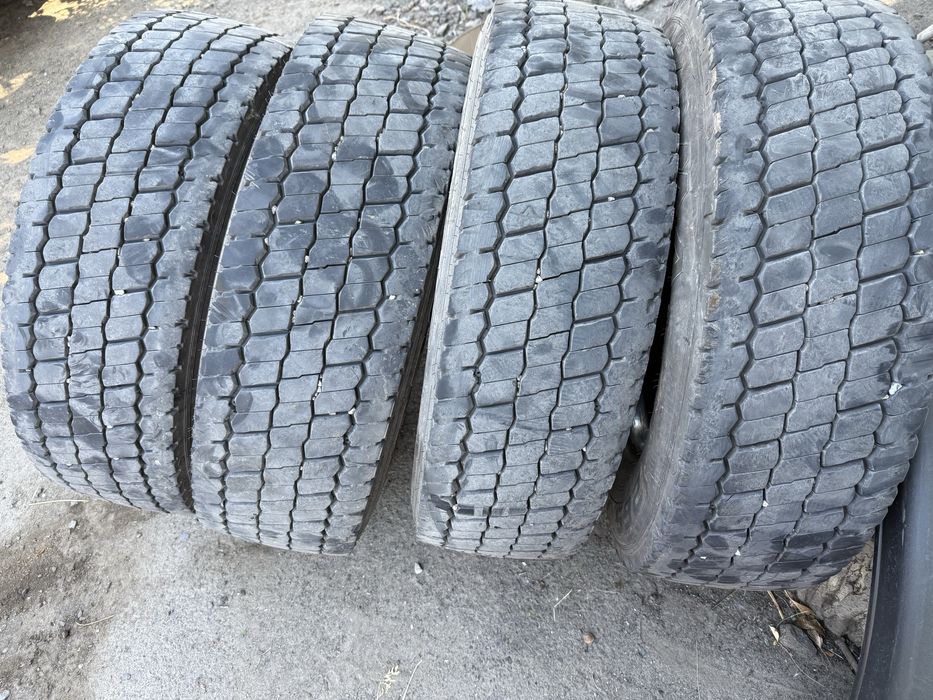 Шини грузового авто 265/70/19.5 комплект