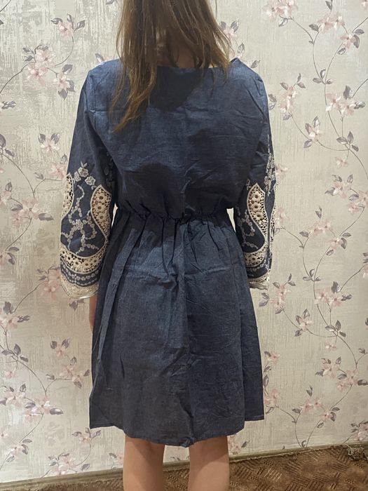 Жіноча сукня святкова