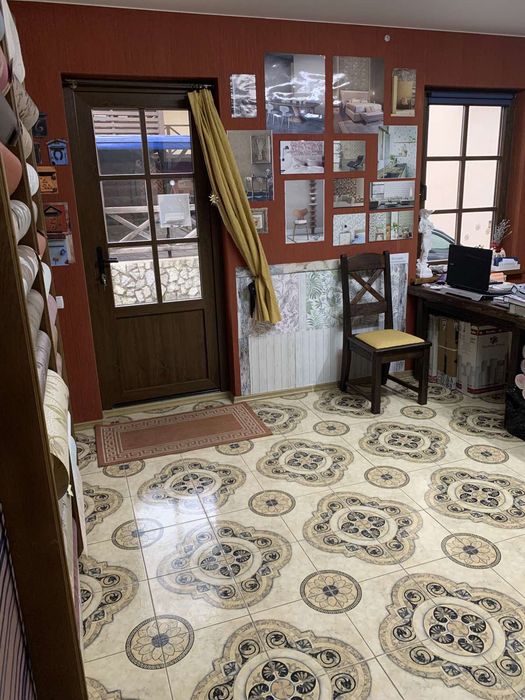 Продається будинок в центрі Старого міста