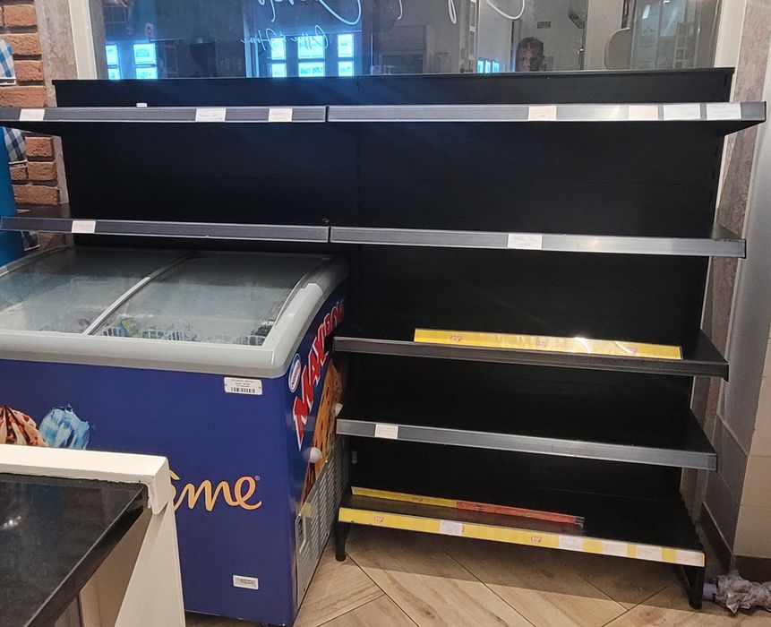 Prateleira supermercado