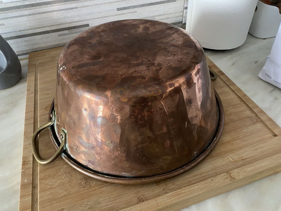 Bacia / caldeiro de cobre