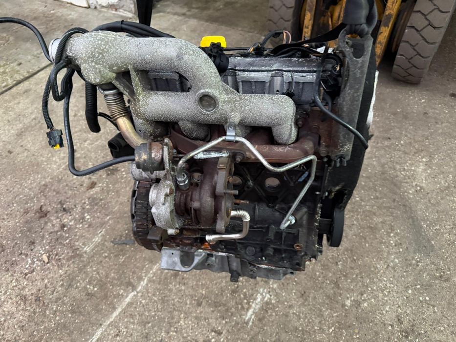 Silnik kompletny 1.9 cdti opel vivaro kod F9K