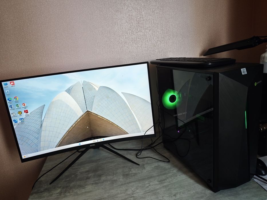 Продам системний блок Gamemax i7 10700 та монітор QUBE 27