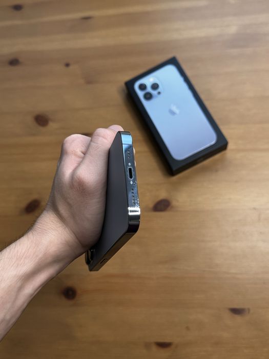 iPhone 13 Pro Sierra Blue