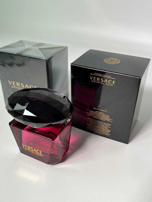 Парфумована вода Versace Crystal Noir
