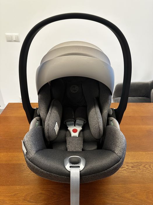 Fotelik samochodowy Cybex Cloud T Plus, rozkładany