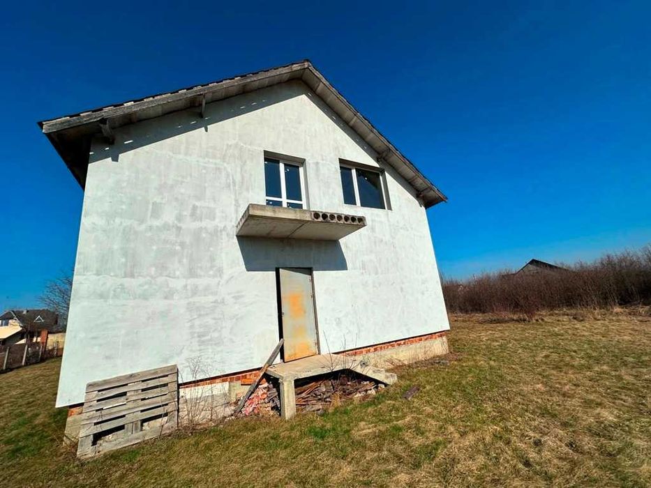Продаж новозбудованого будинку