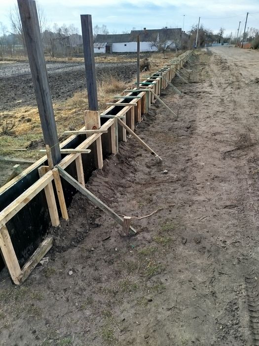 Фундаментні роботи,власна опалубка!