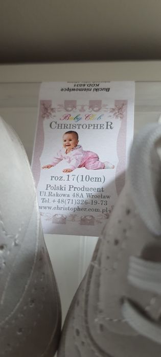 Buciki butki niechodki chrzest